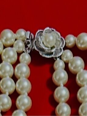 Classic Ivory Pearl Strand Necklace with Floral Clasp